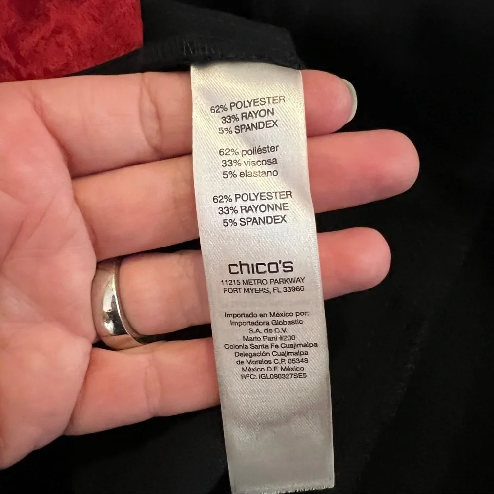 Chico's Black Style Navy Capris with Gold Buttons